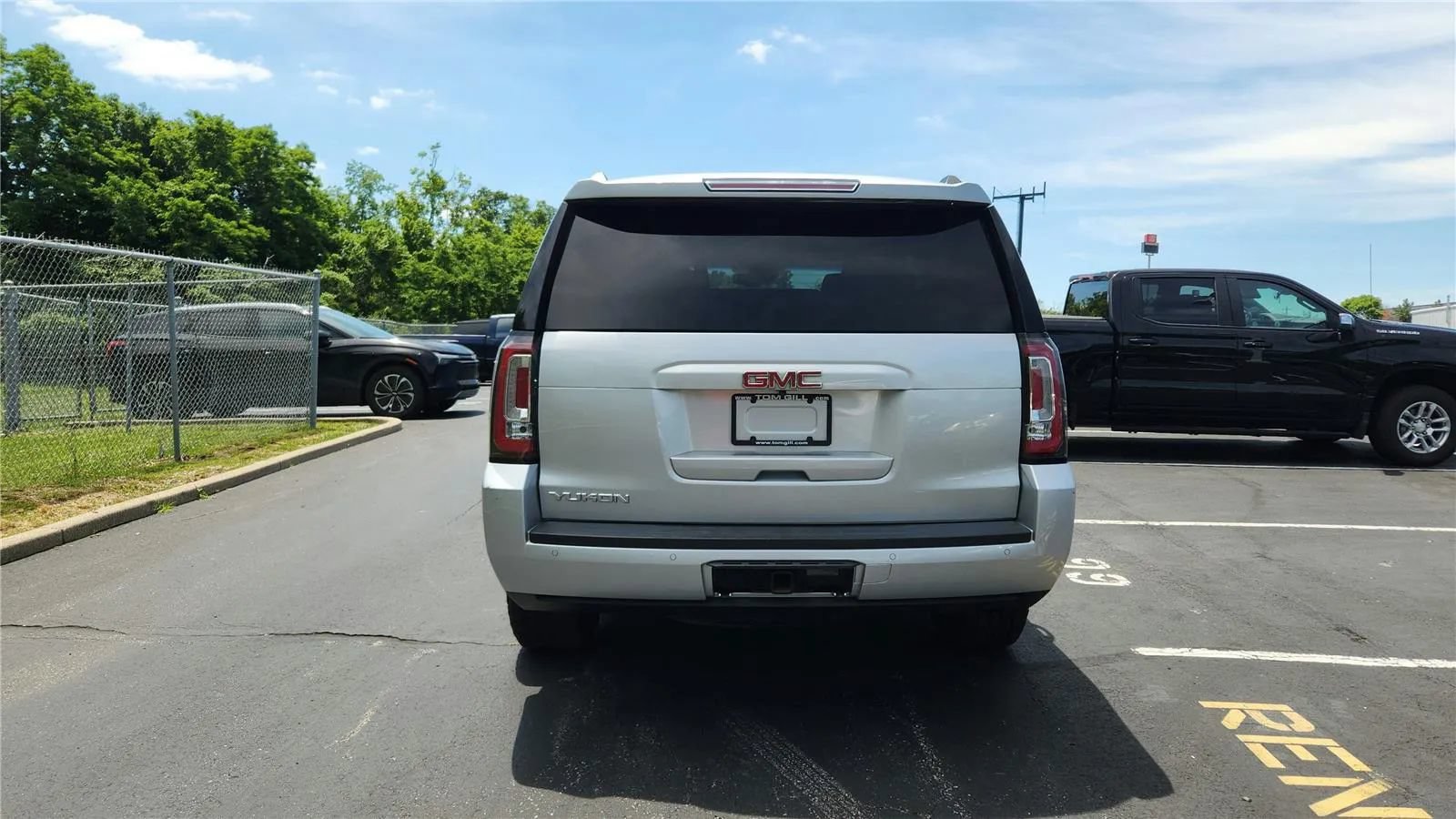 Used 2016 GMC Yukon SLT w/ Open Road Package AWD/4WD image 7