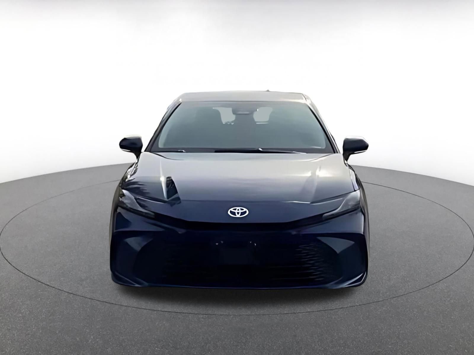Used 2025 Toyota Camry LE FWD video 2