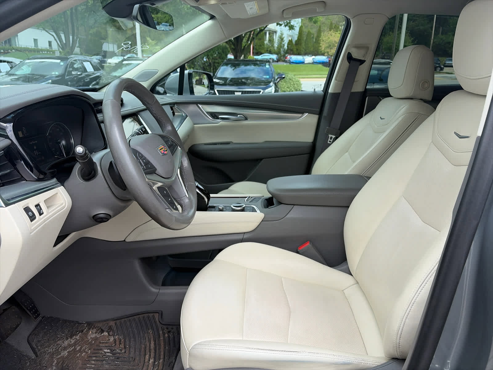 Certified 2023 Cadillac XT5 Premium Luxury AWD/4WD image 11
