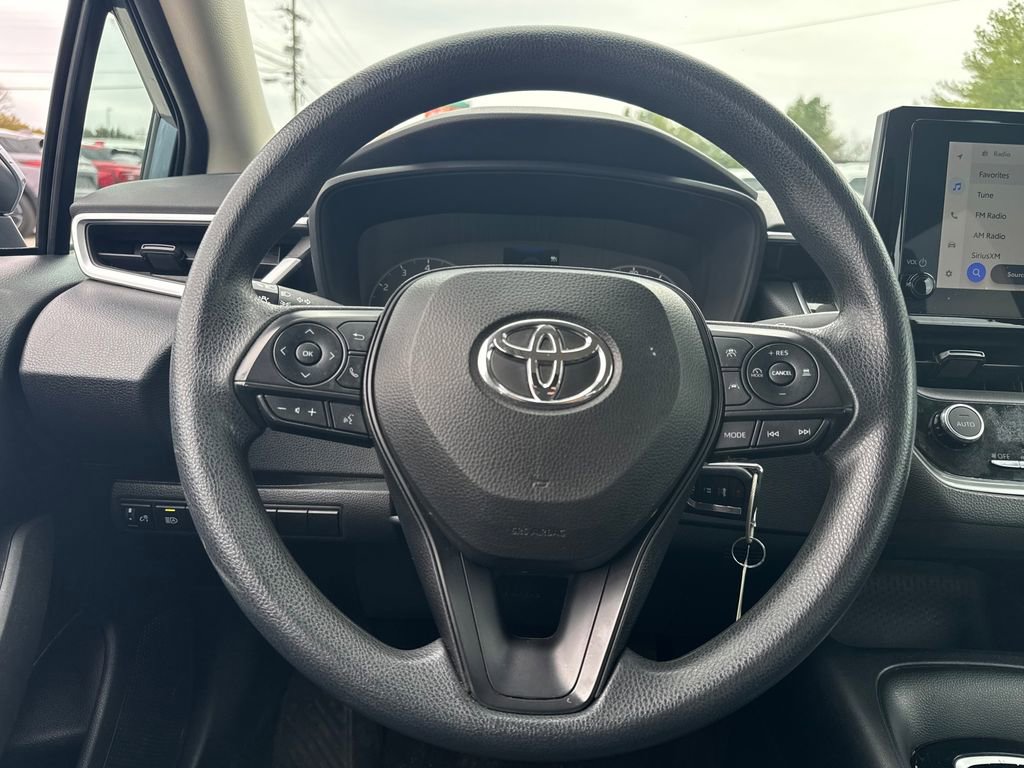Used 2023 Toyota Corolla LE image 15