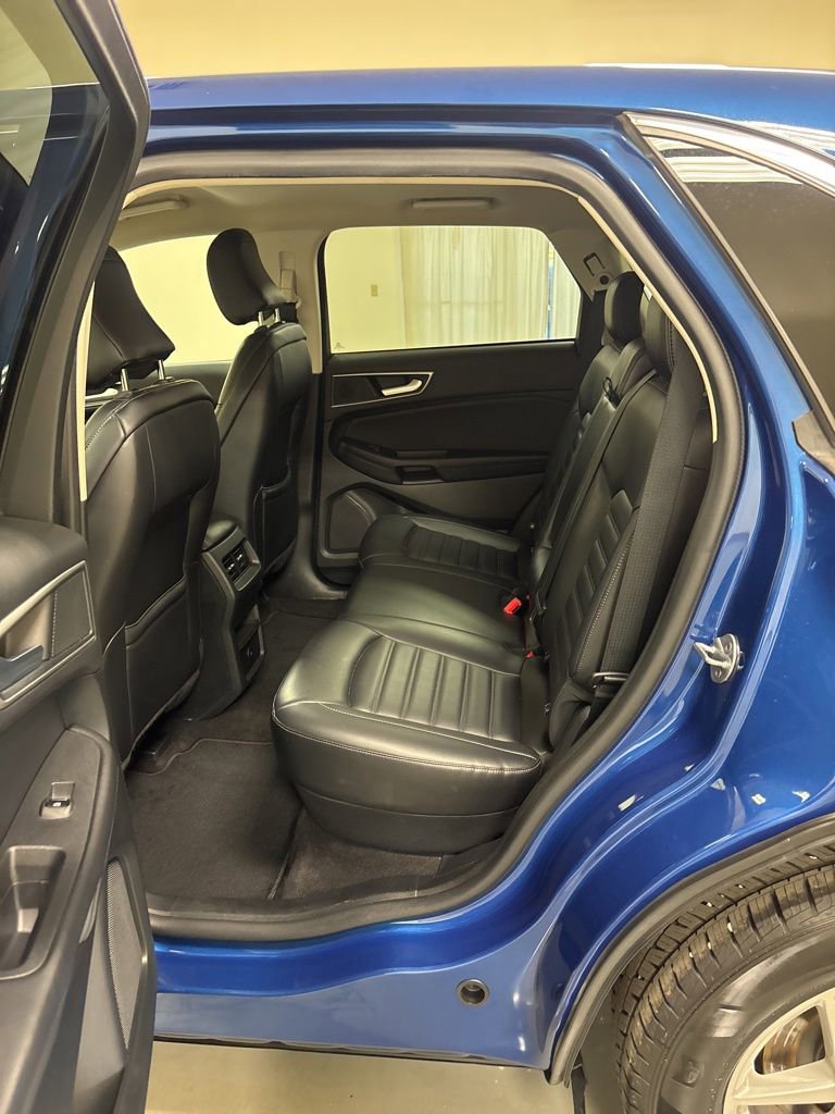 Used 2024 Ford Edge SEL AWD/4WD image 19