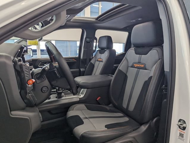 New 2025 Chevrolet Silverado 1500 LTZ AWD/4WD image 5