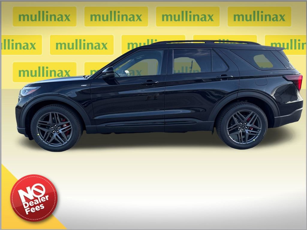 New 2026 Ford Explorer ST-Line image 2