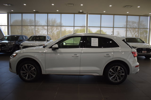 Used 2023 Audi Q5 2.0T Premium w/ Convenience Package AWD/4WD image 7