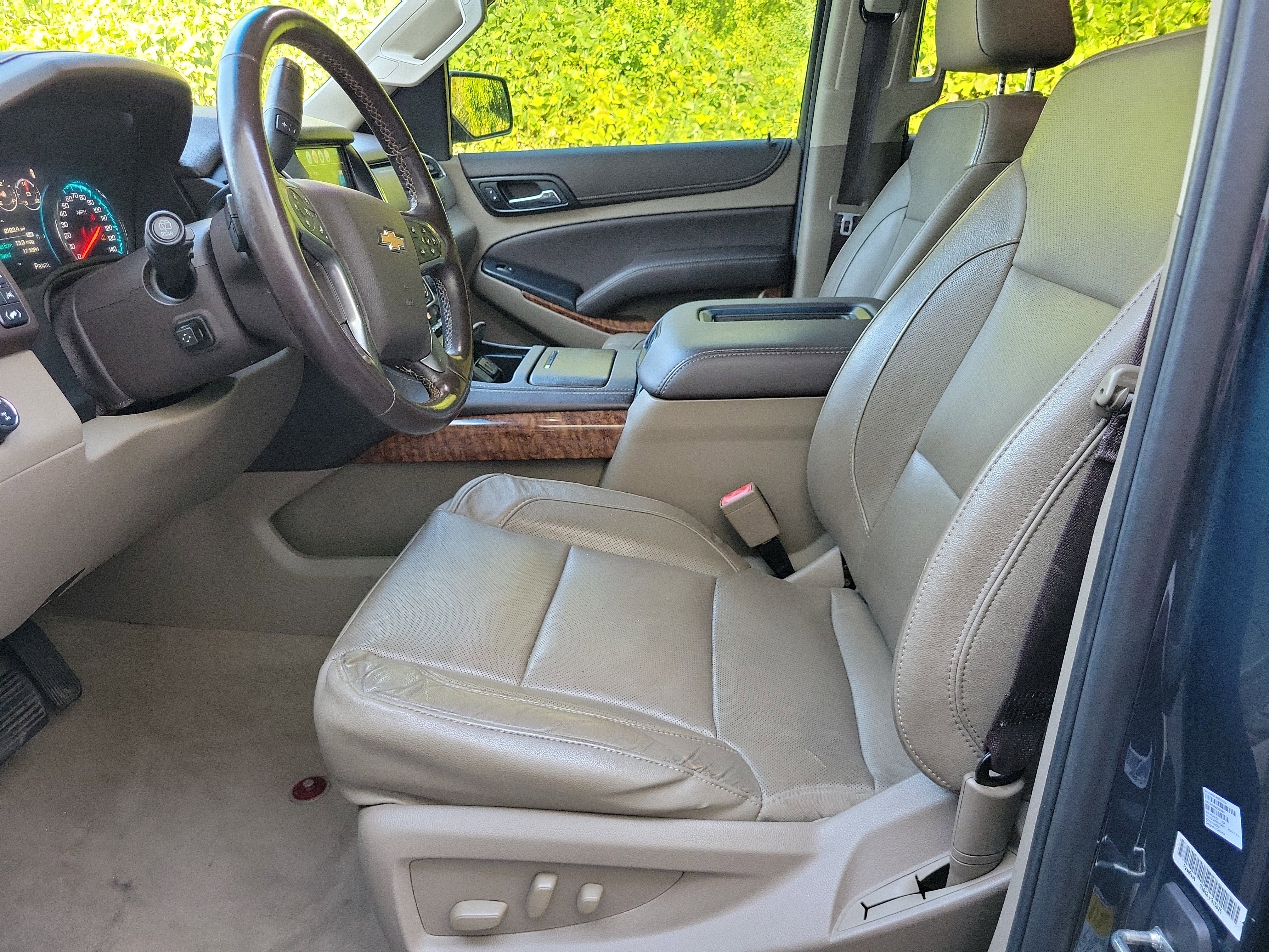 Used 2019 Chevrolet Tahoe Premier image 4