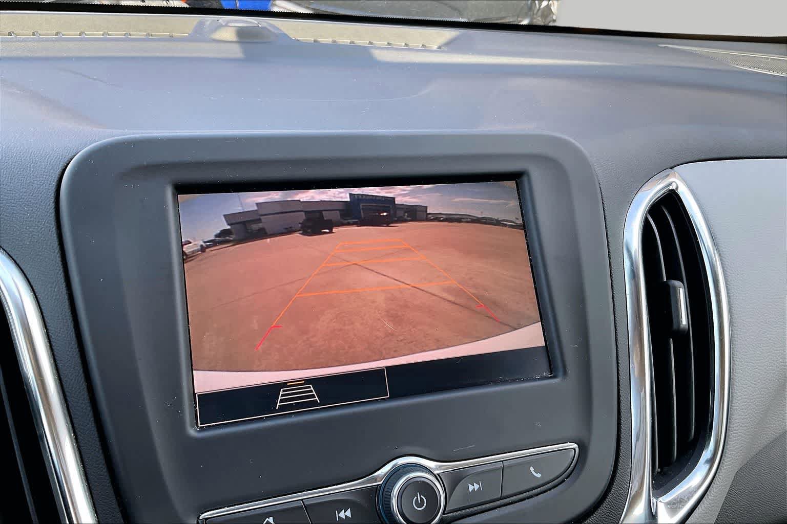 Used 2024 Chevrolet Equinox LS w/ Driver Confidence II Package FWD image 27