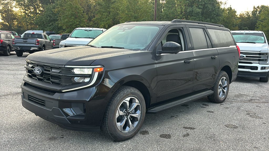 New 2027 Ford Expedition Max Active AWD/4WD image 2