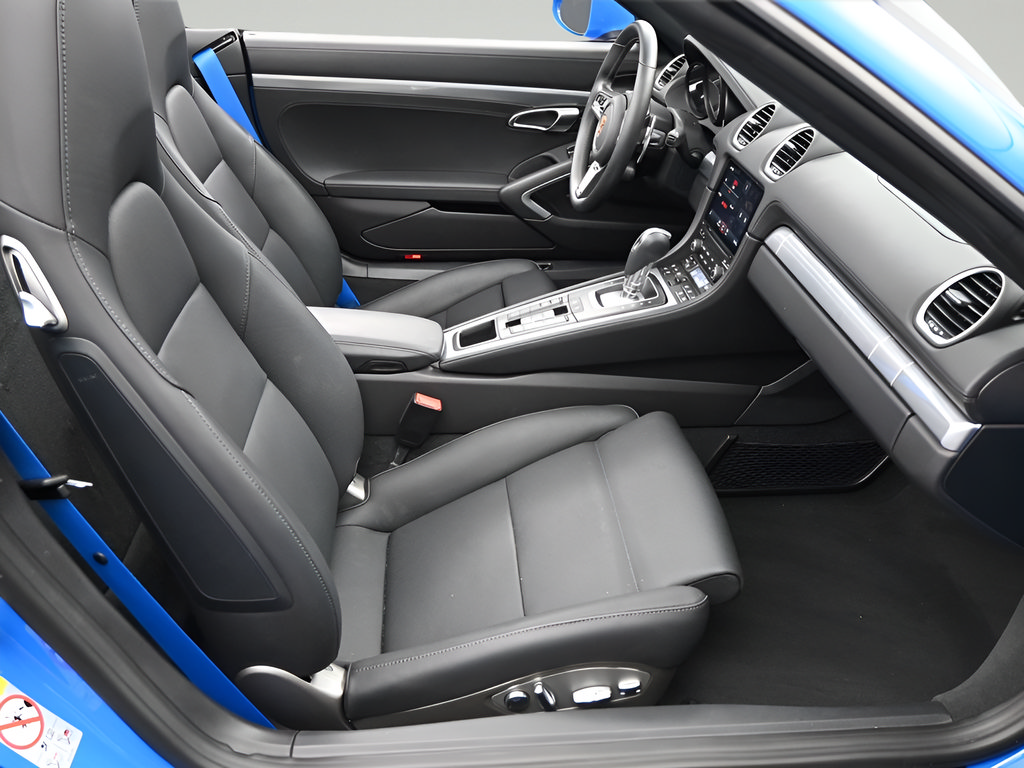 Certified 2025 Porsche 718 Boxster S RWD image 11