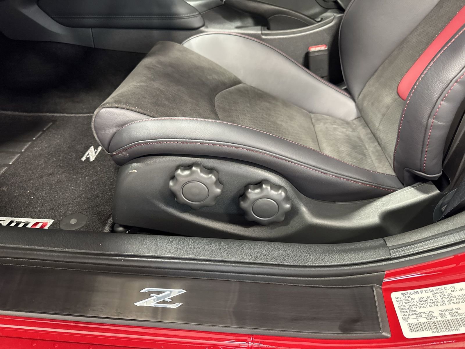 New 2026 Nissan Z NISMO w/ Floor Mat Package RWD image 26
