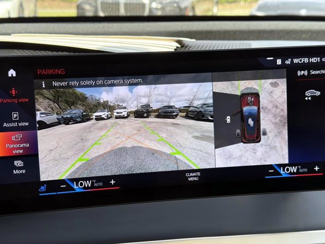 Used 2023 BMW iX M60 image 25