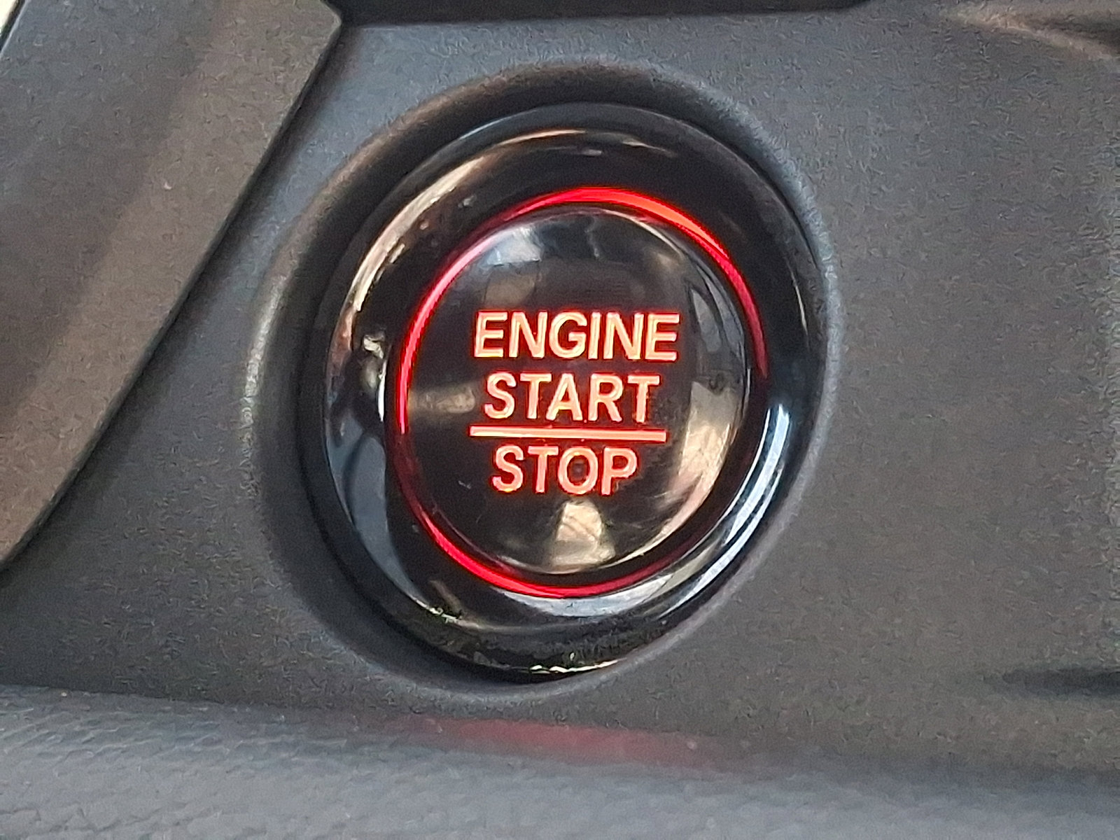 Used 2025 Honda Pilot Black Edition image 24