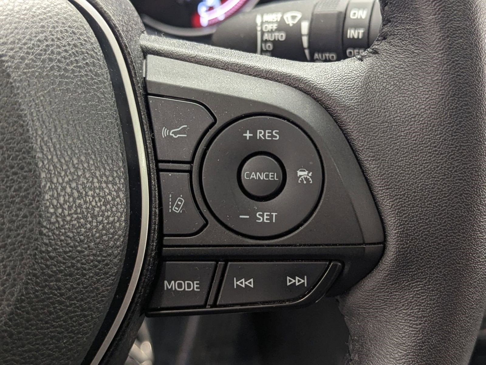 Used 2023 Toyota RAV4 XLE image 24