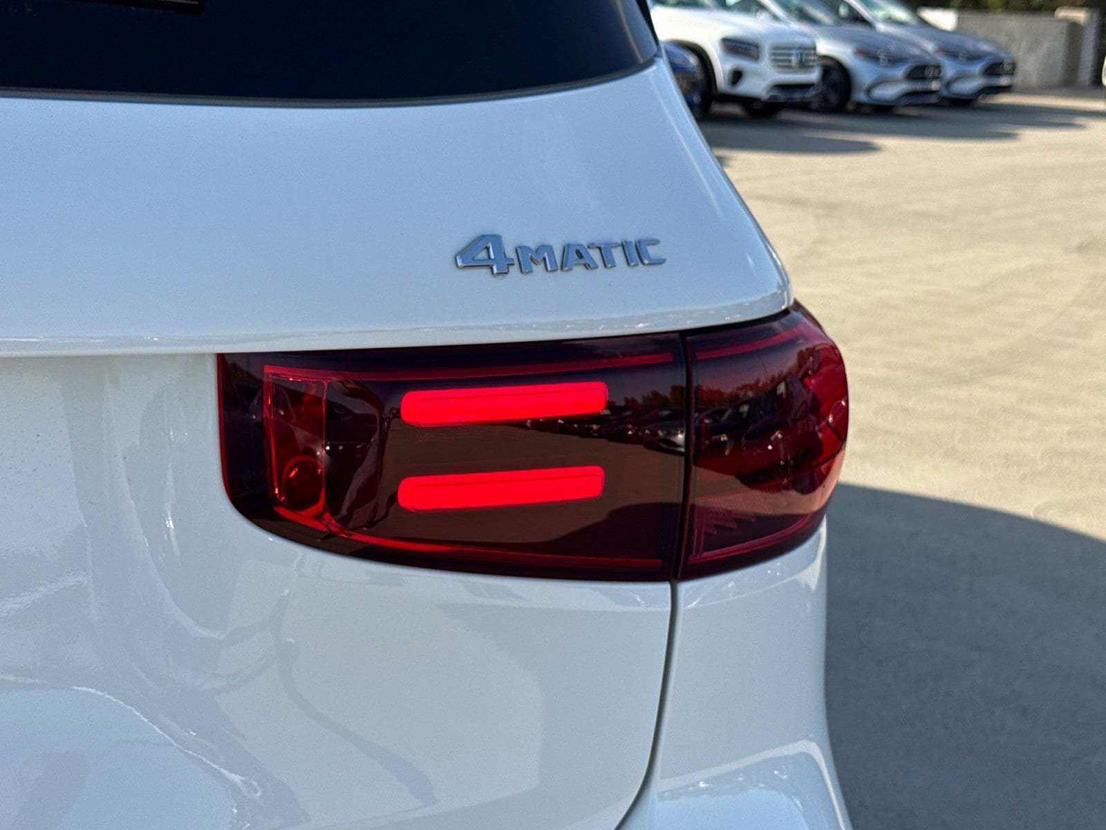 New 2026 Mercedes-Benz GLB 250 4MATIC image 11