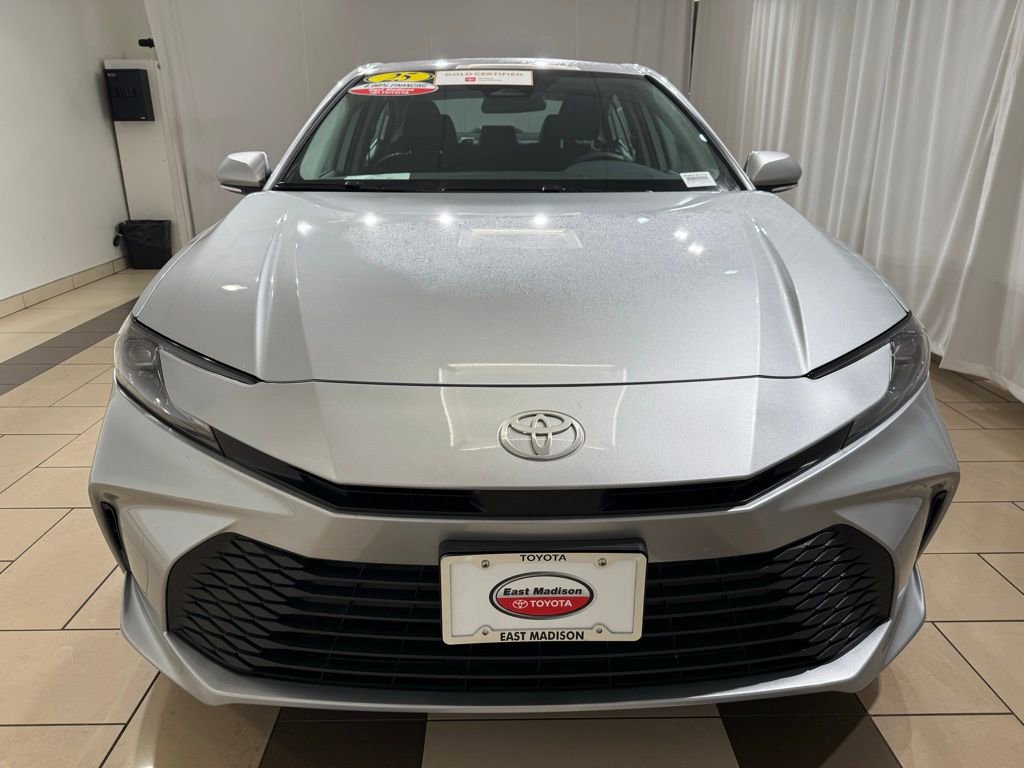 Certified 2025 Toyota Camry SE image 8