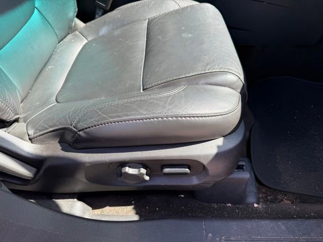 Used 2015 Ford Explorer XLT w/ Equipment Group 202B image 11