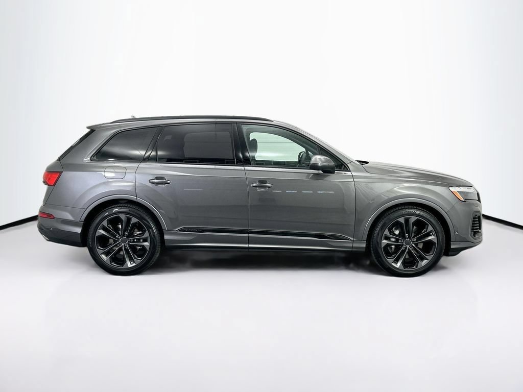 Used 2026 Audi Q7 3.0T Premium Plus w/ Premium Plus Package AWD/4WD image 4