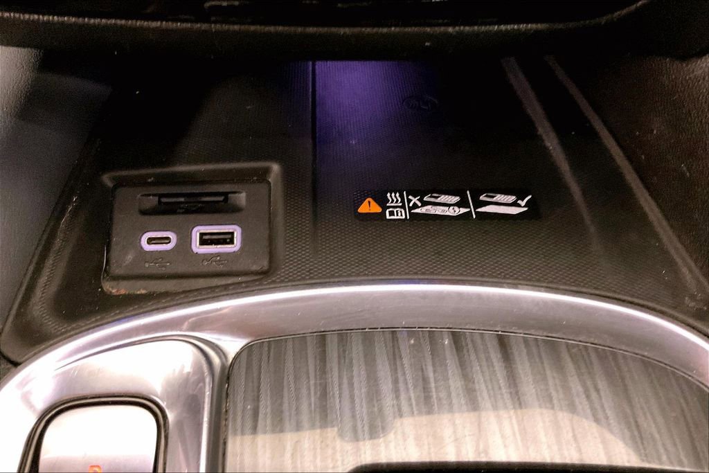 Used 2022 Buick Enclave Premium image 32