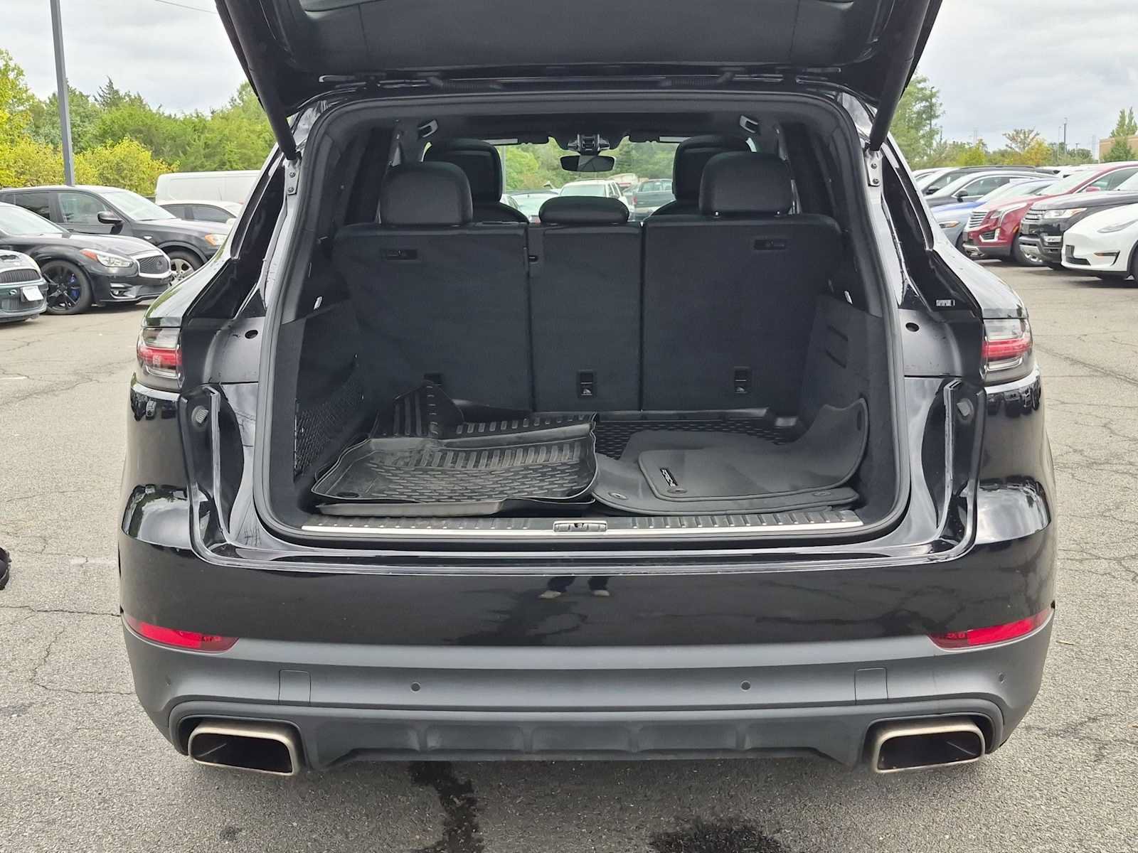 Used 2019 Porsche Cayenne AWD/4WD image 37