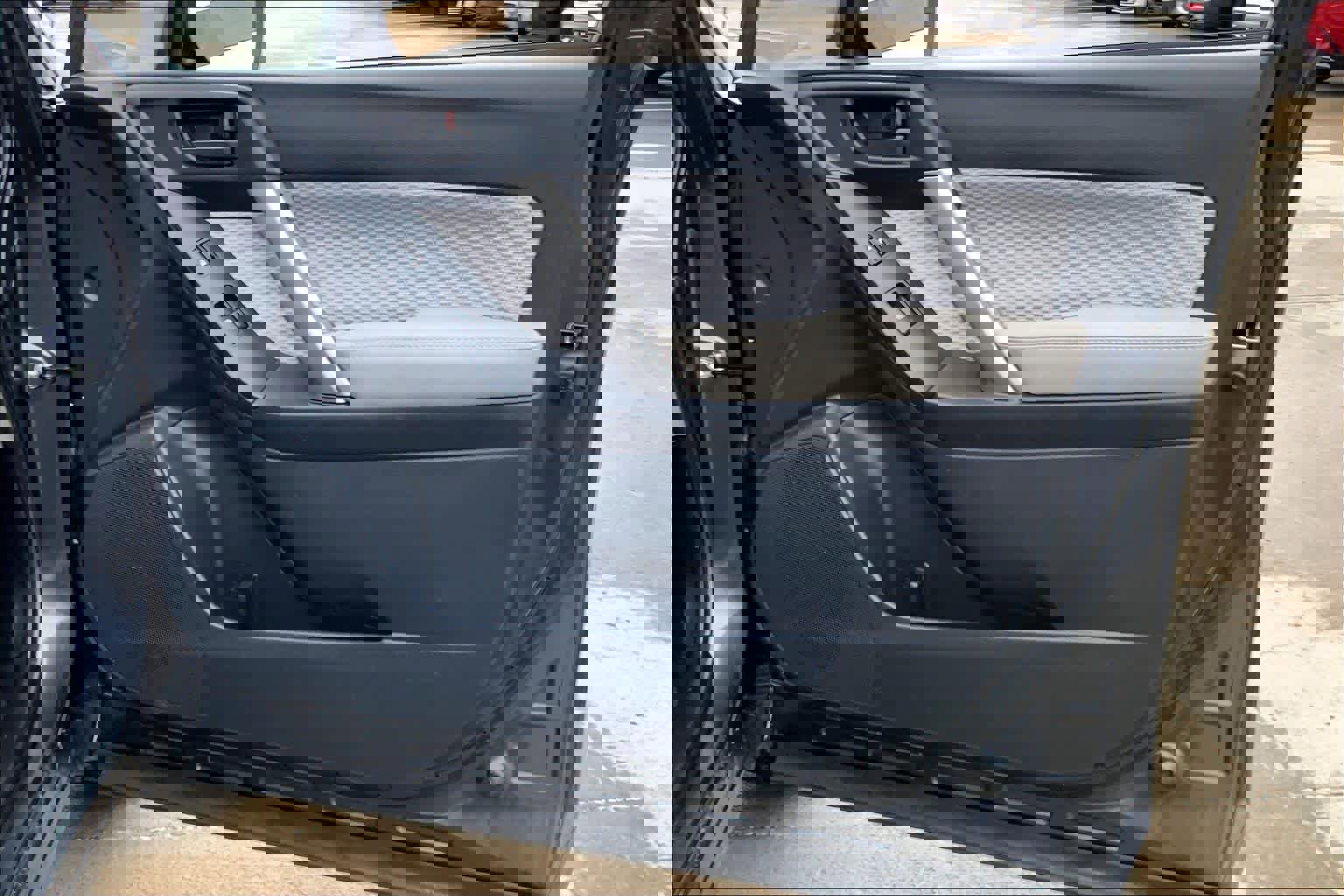 Used 2018 Subaru Forester 2.5i image 21