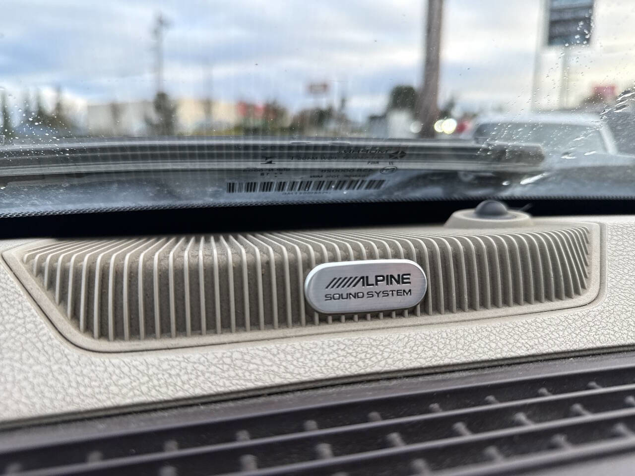 Used 2018 RAM 3500 Laramie image 32