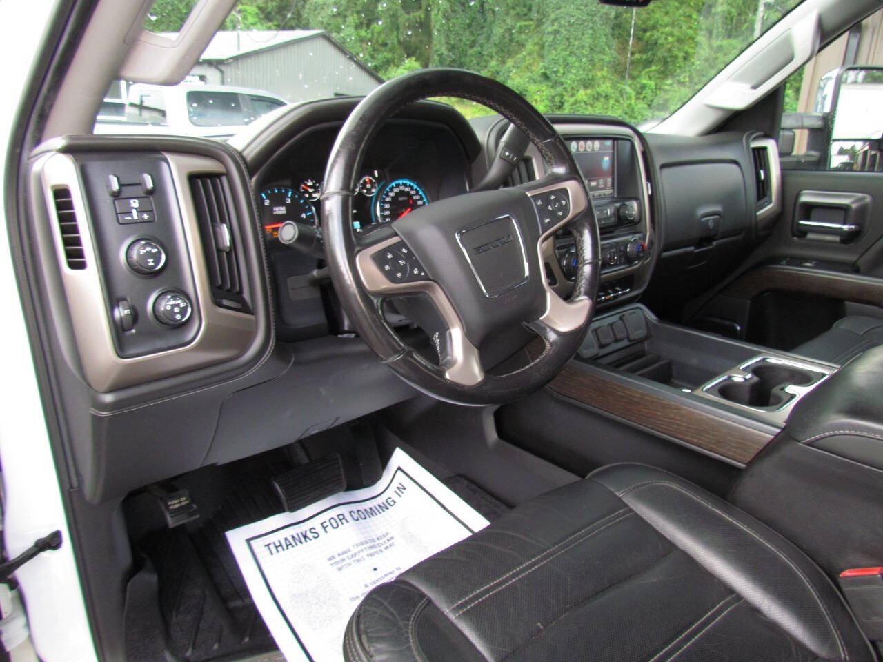 Used 2019 GMC Sierra 2500 Denali w/ Duramax Plus Package AWD/4WD image 9