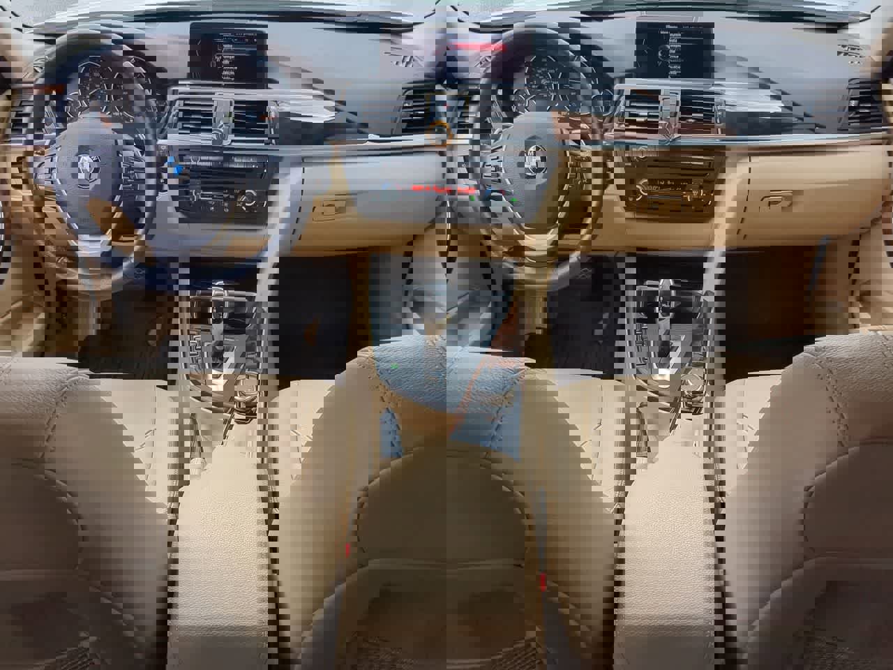 Used 2015 BMW 328i xDrive Wagon image 15