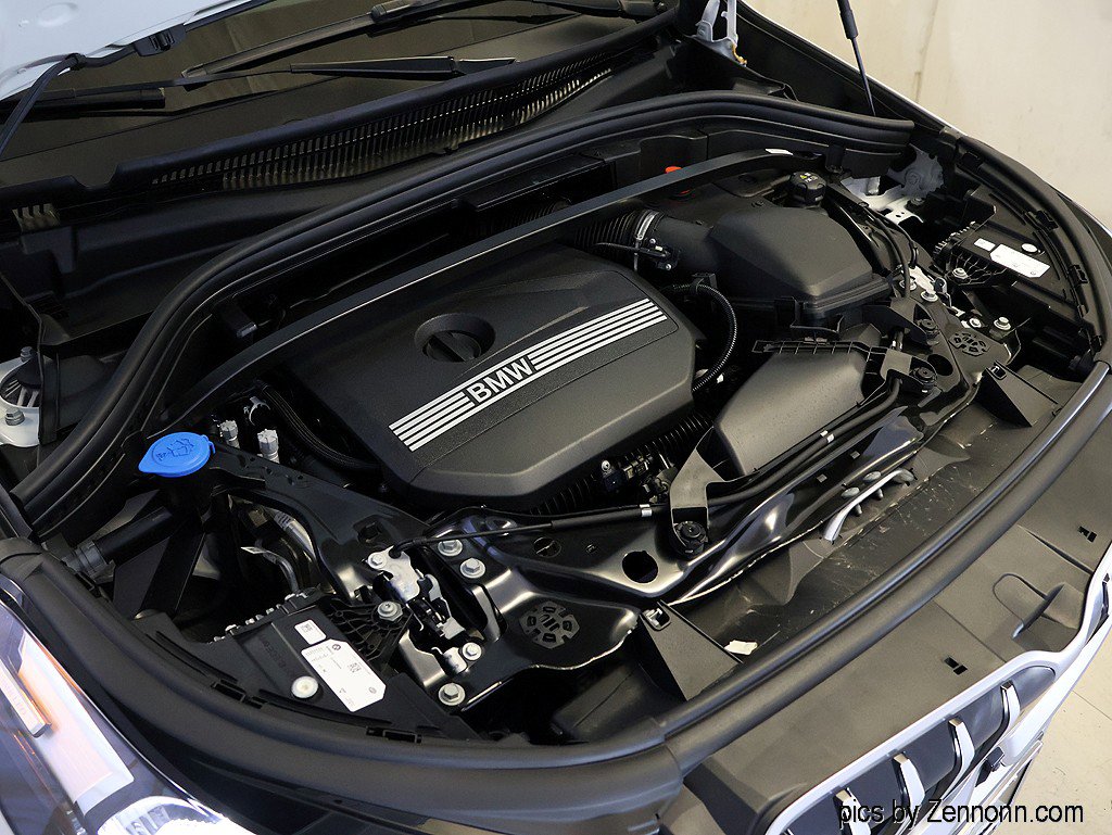 Certified 2025 BMW X1 xDrive28i w/ Technology Package image 38