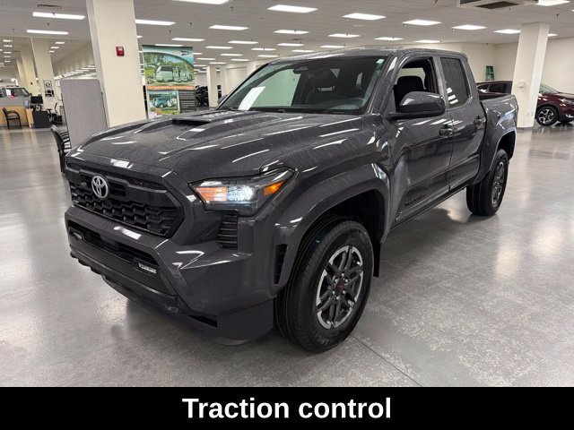 Certified 2024 Toyota Tacoma TRD Sport AWD/4WD image 3