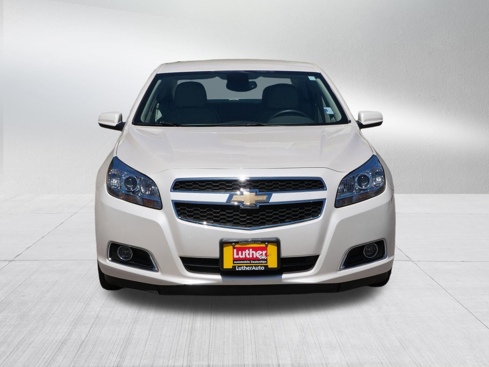 Used 2013 Chevrolet Malibu Eco w/ Leather Package FWD image 2