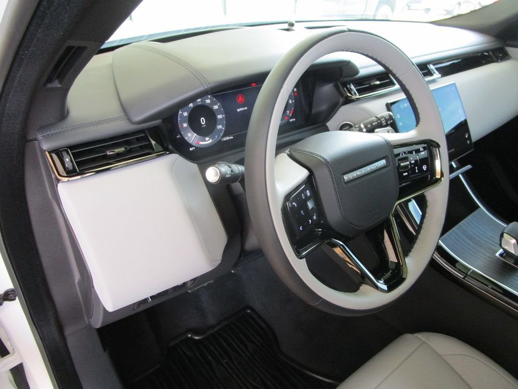 Used 2026 Land Rover Range Rover Velar Dynamic SE AWD/4WD image 22