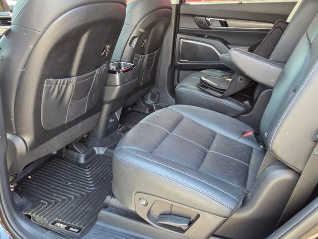 Used 2020 Kia Telluride SX w/ Towing Package FWD image 5