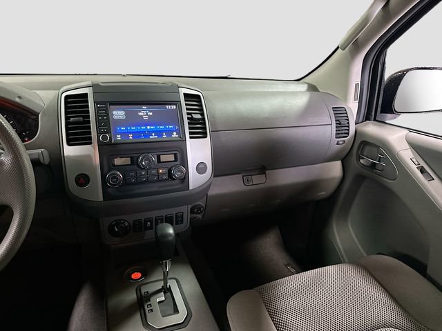 Used 2020 Nissan Frontier SV image 23
