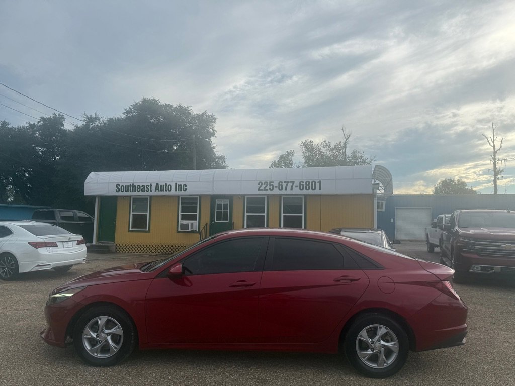 Used 2021 Hyundai Elantra SE