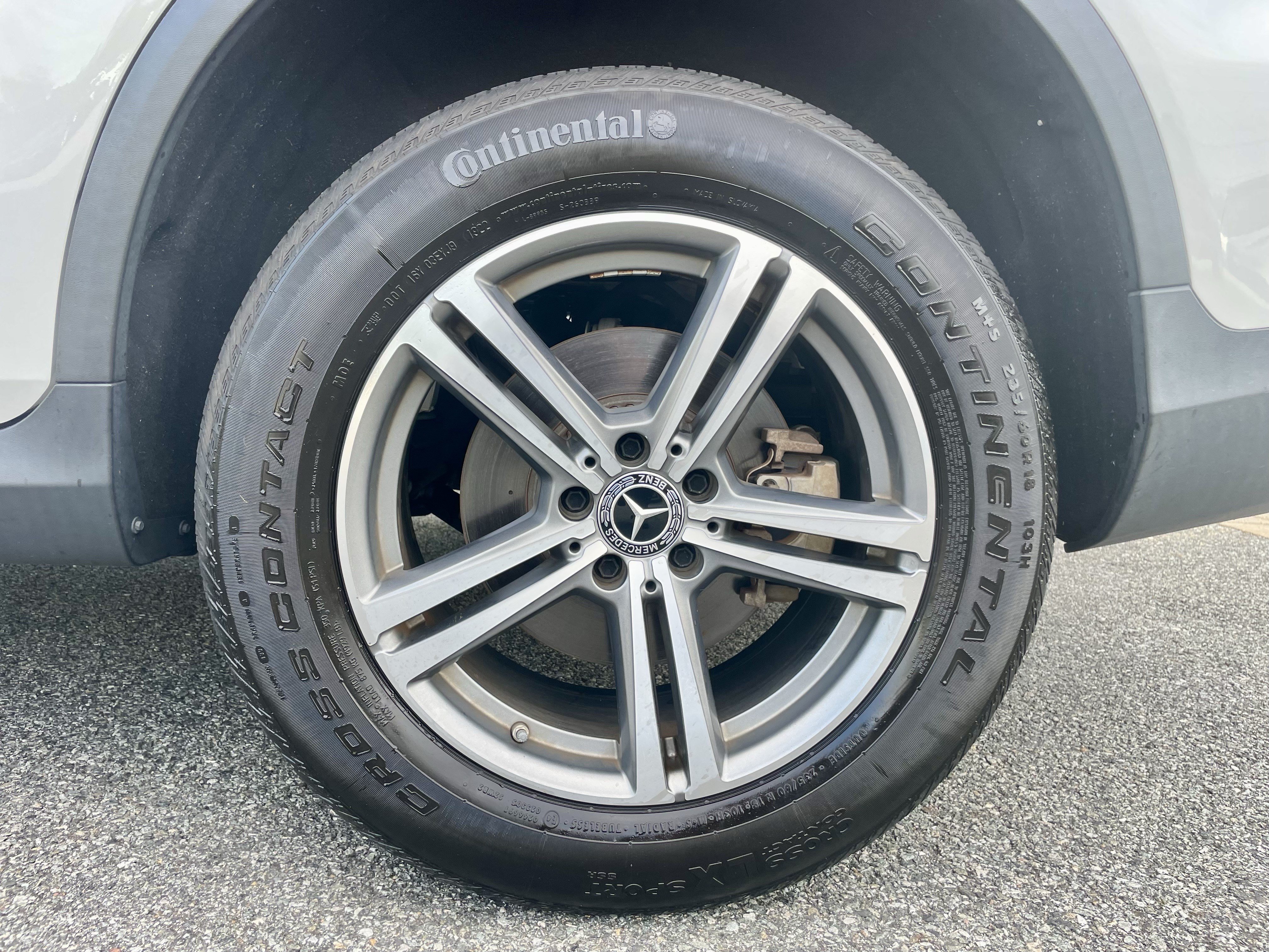 Used 2020 Mercedes-Benz GLC 300 4MATIC image 10