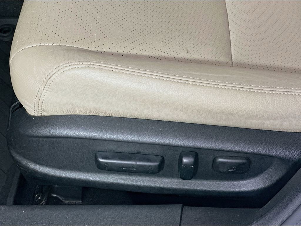 Used 2017 Honda Accord Touring image 22