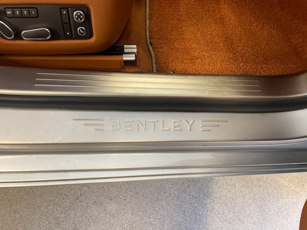 Used 2015 Bentley Flying Spur V8 AWD/4WD image 19