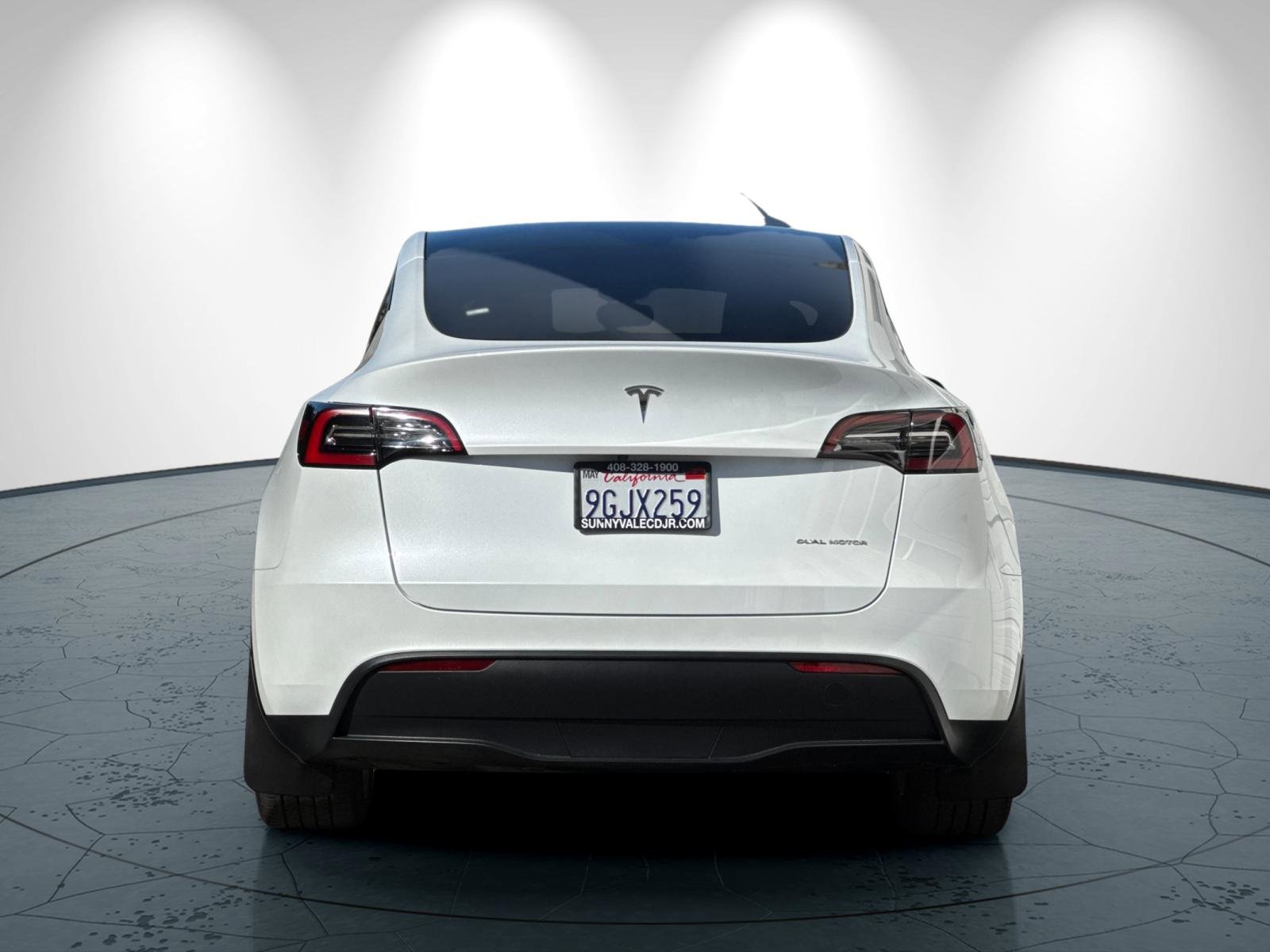 Used 2023 Tesla Model Y Long Range image 5