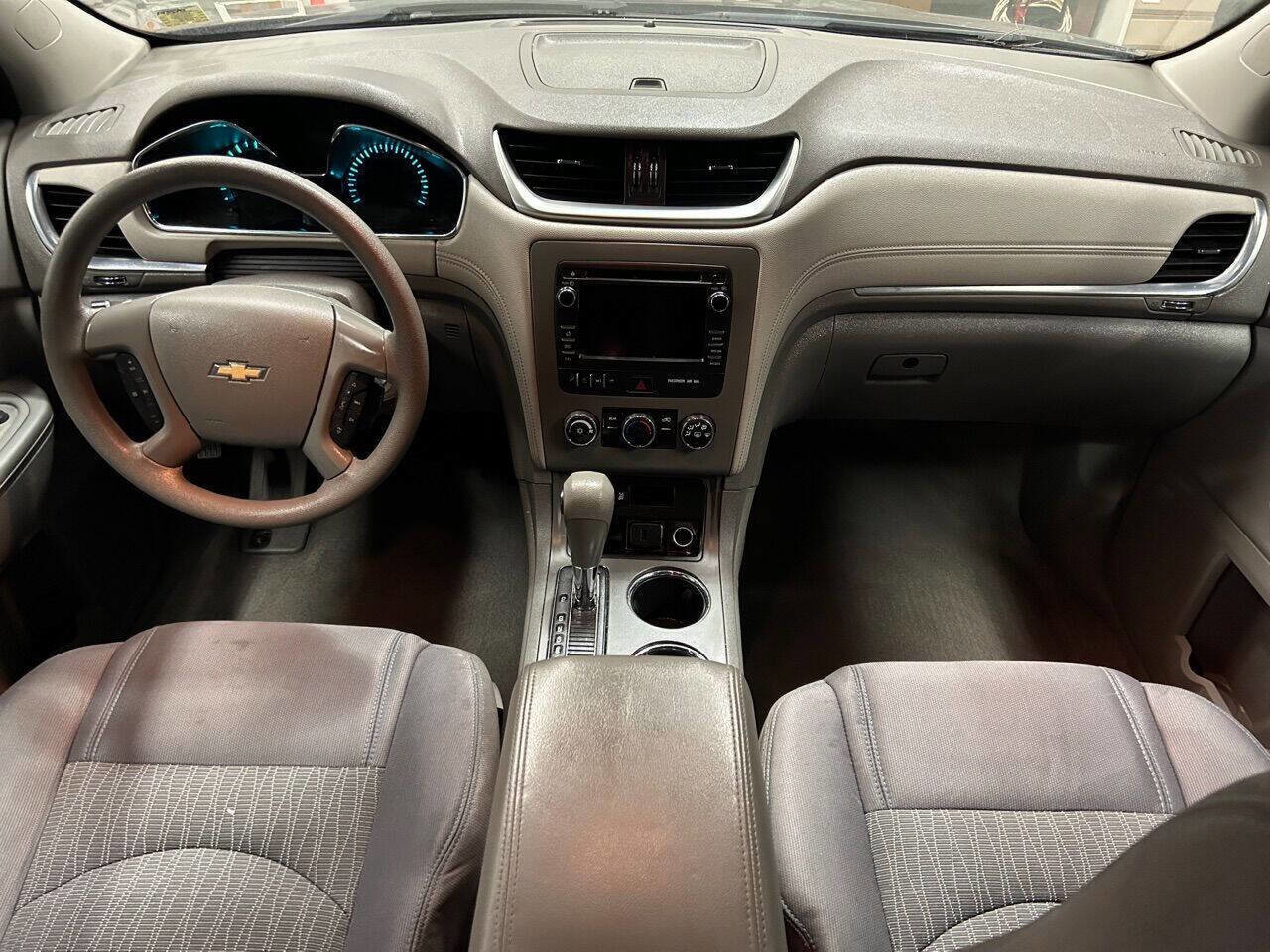 Used 2016 Chevrolet Traverse LS image 16