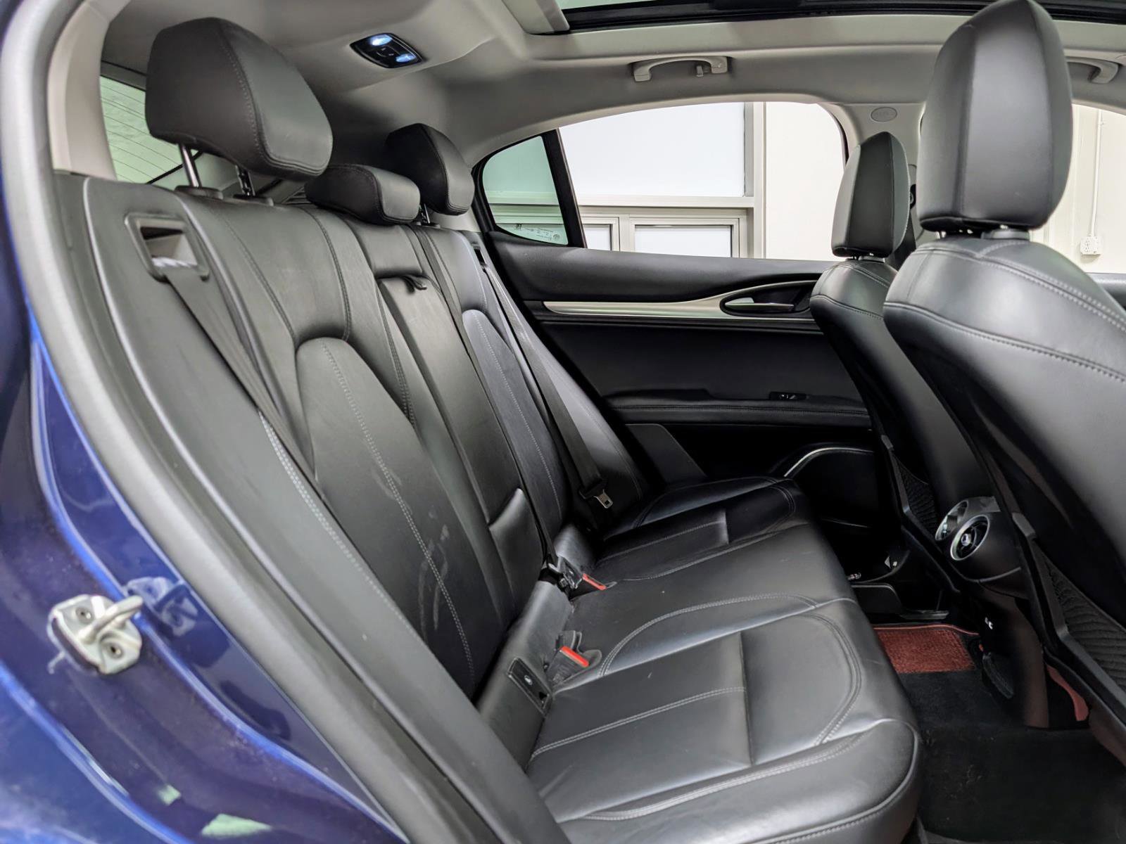 Used 2018 Alfa Romeo Stelvio Sport w/ Quick Order Package 22J Sport image 23