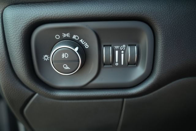 Used 2024 RAM 3500 Laramie w/ Night Edition AWD/4WD image 33