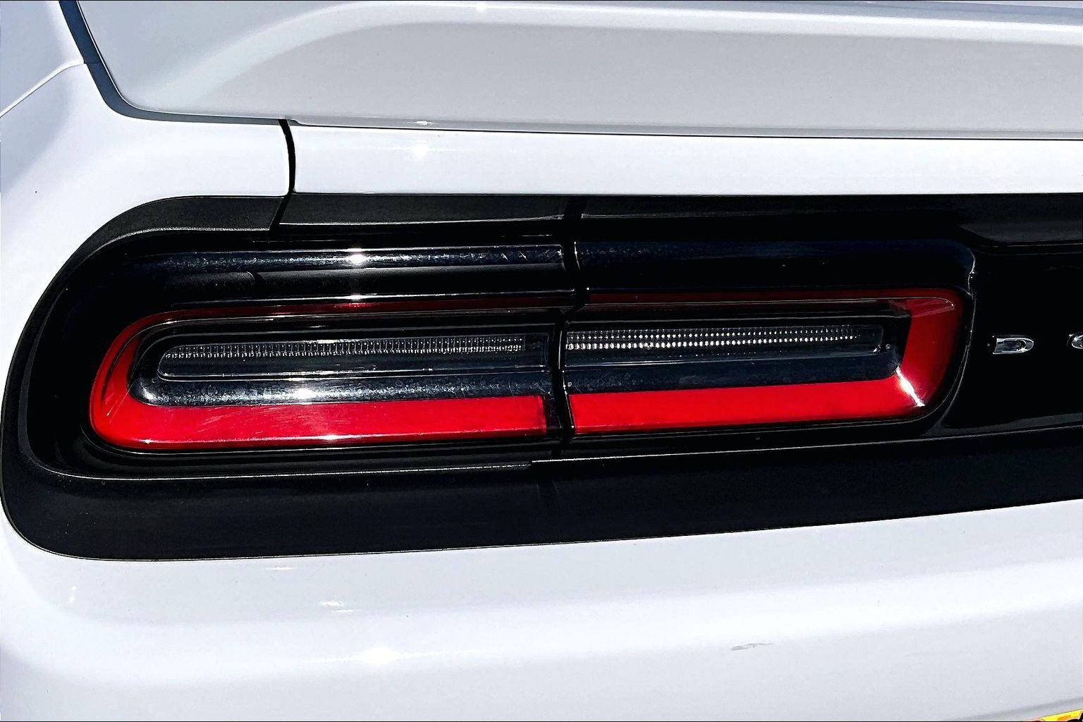 Used 2021 Dodge Challenger SXT image 29