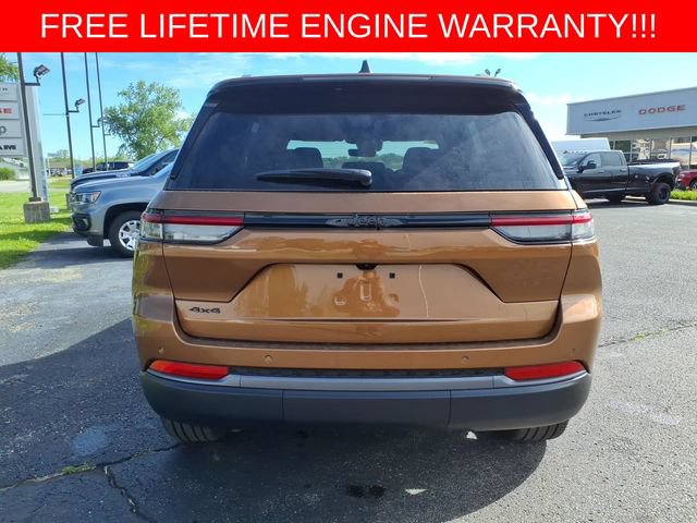 New 2026 Jeep Grand Cherokee Limited w/ Limited Altitude Package AWD/4WD image 6