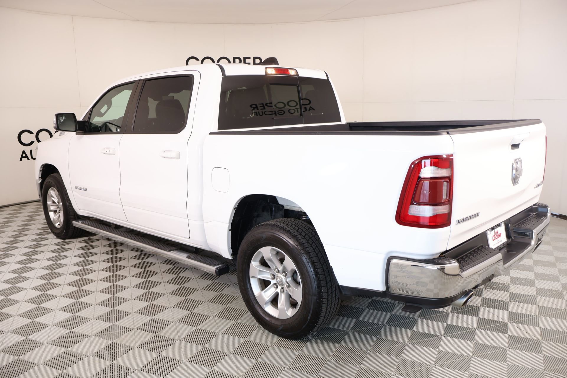 Used 2023 RAM 1500 Laramie AWD/4WD image 23