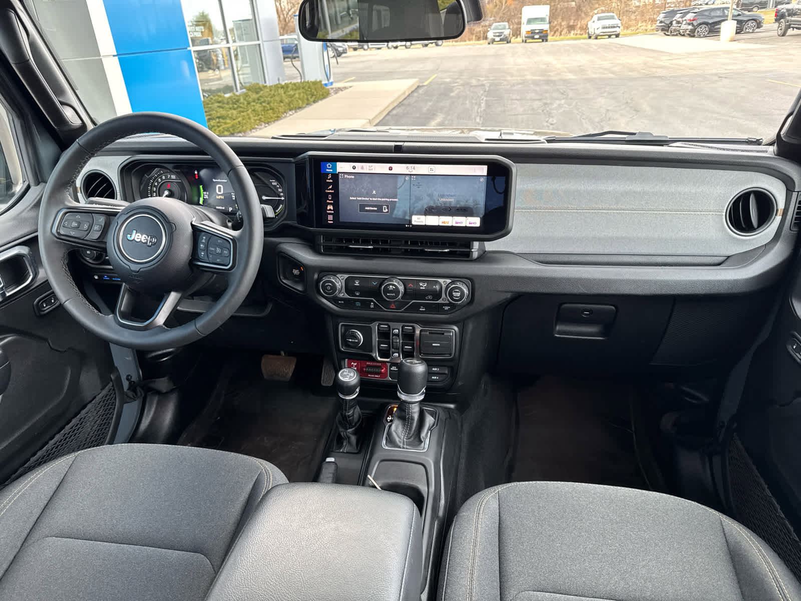 Used 2025 Jeep Wrangler Willys image 6