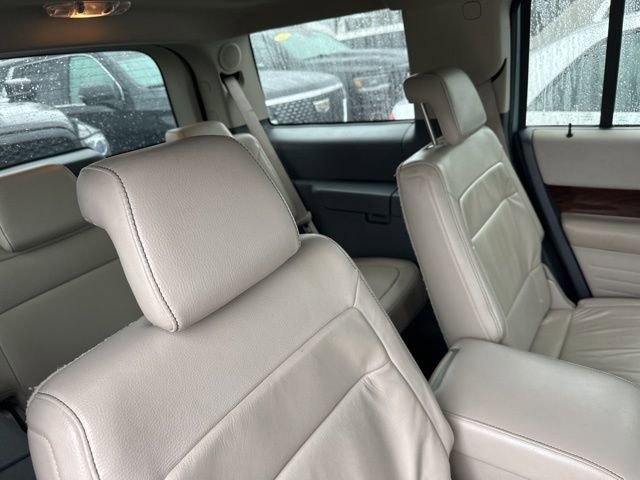 Used 2009 Ford Flex SEL image 10