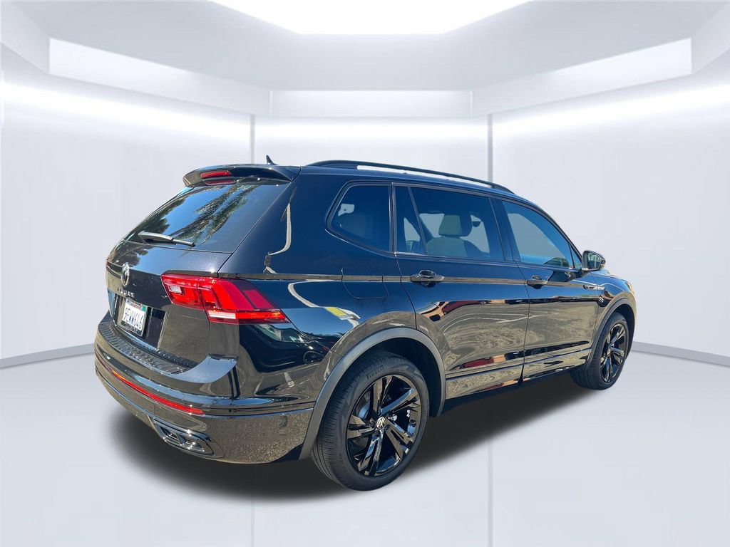 Used 2023 Volkswagen Tiguan SE R-Line FWD image 5