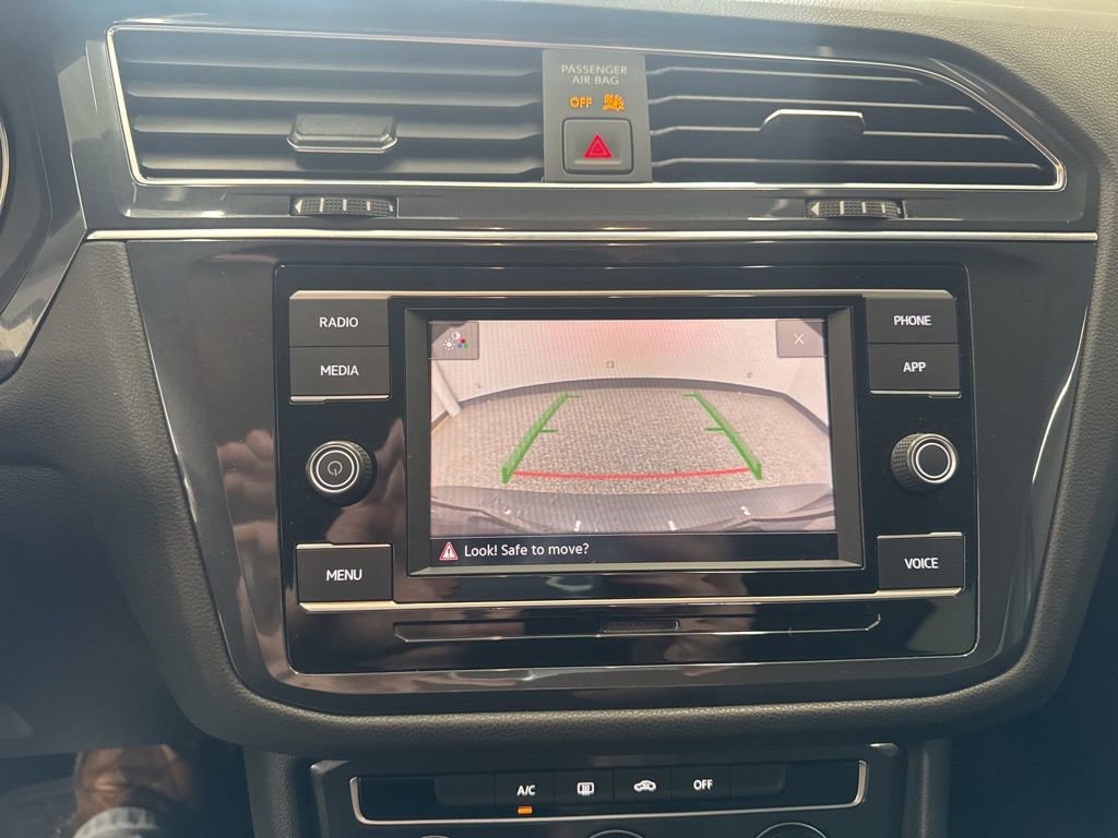 Used 2021 Volkswagen Tiguan S FWD image 19