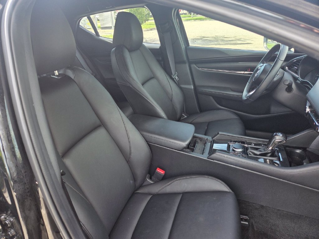 Used 2024 MAZDA MAZDA3 s FWD image 11