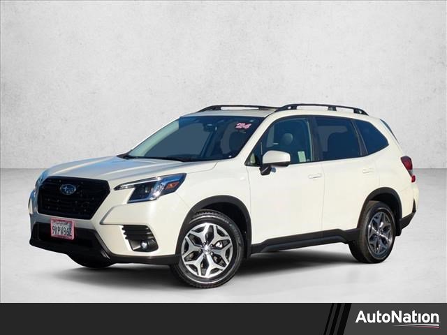 Used 2024 Subaru Forester Premium image 1