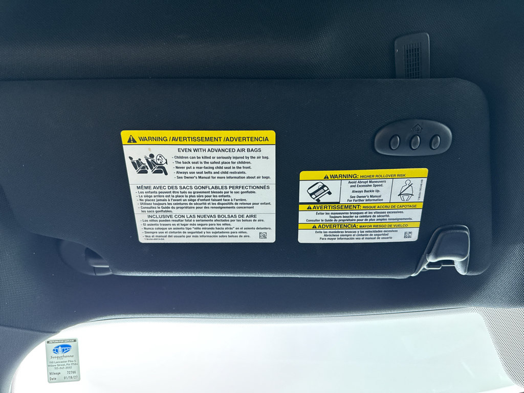 Used 2019 Ford Explorer XLT w/ Equipment Group 202A AWD/4WD image 28